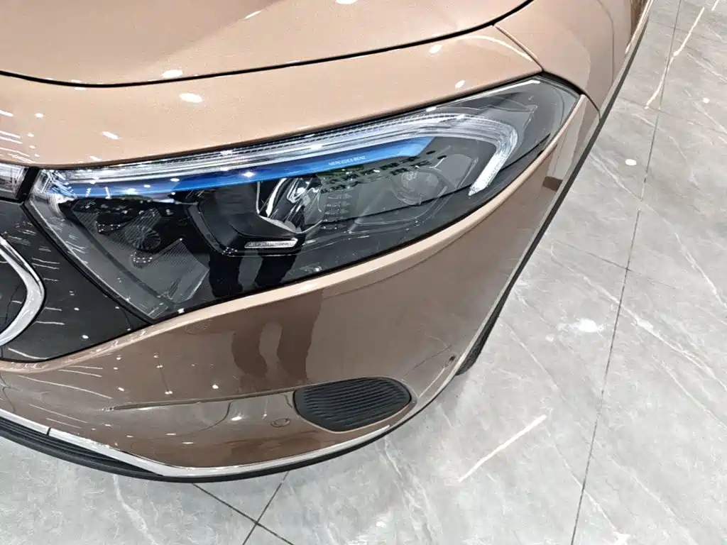 Mercedes-Benz EQA — миниатюра 24