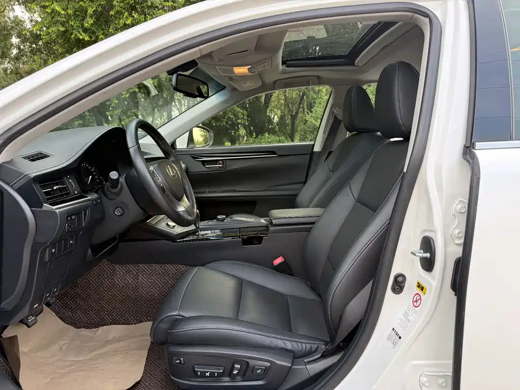 Lexus ES 2014 250 Comfort