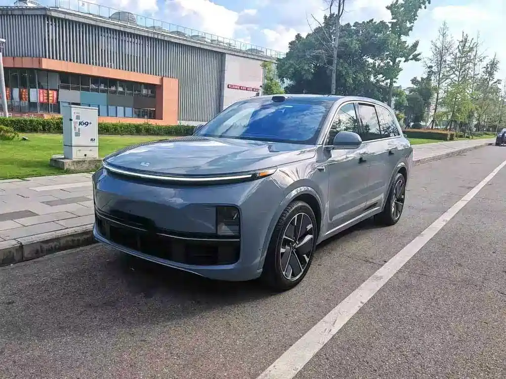 Li Auto Li L8