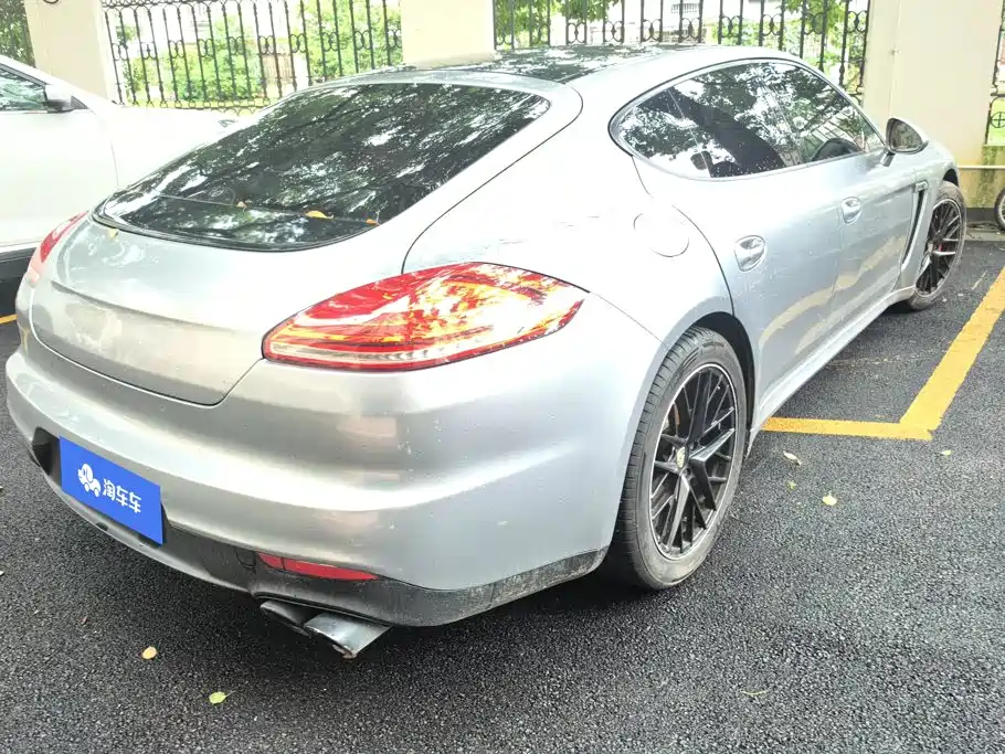 Porsche Panamera — миниатюра 3