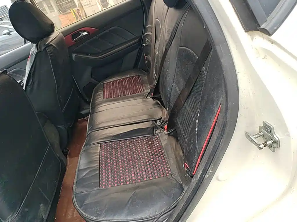 BAIC Senova X35 — миниатюра 17