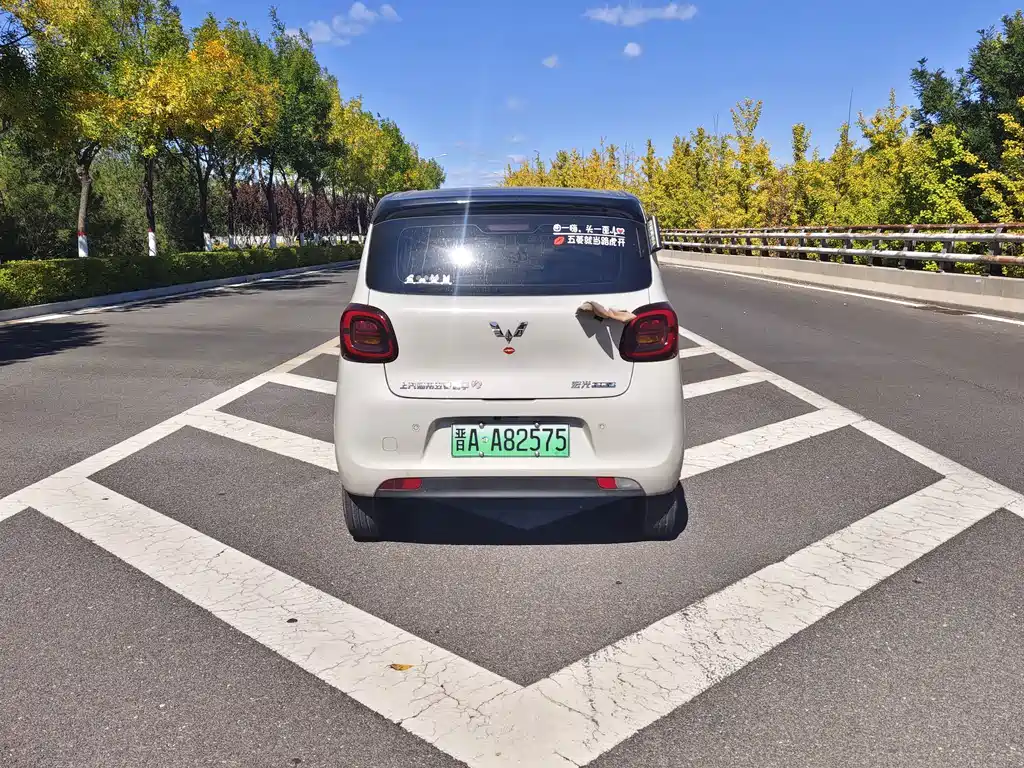 Wuling MINIEV — миниатюра 13
