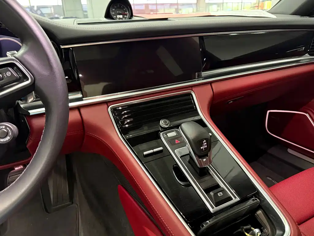 Porsche Panamera — миниатюра 18