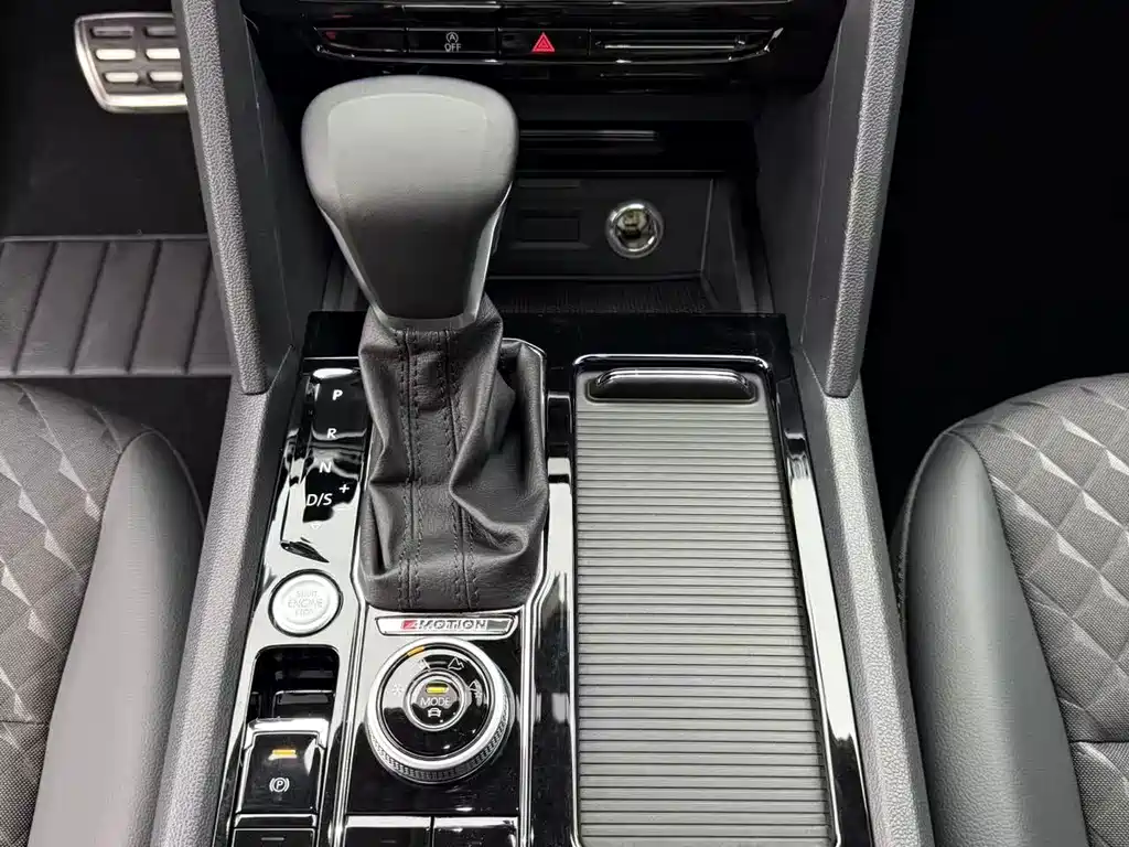 Volkswagen Teramont — миниатюра 9