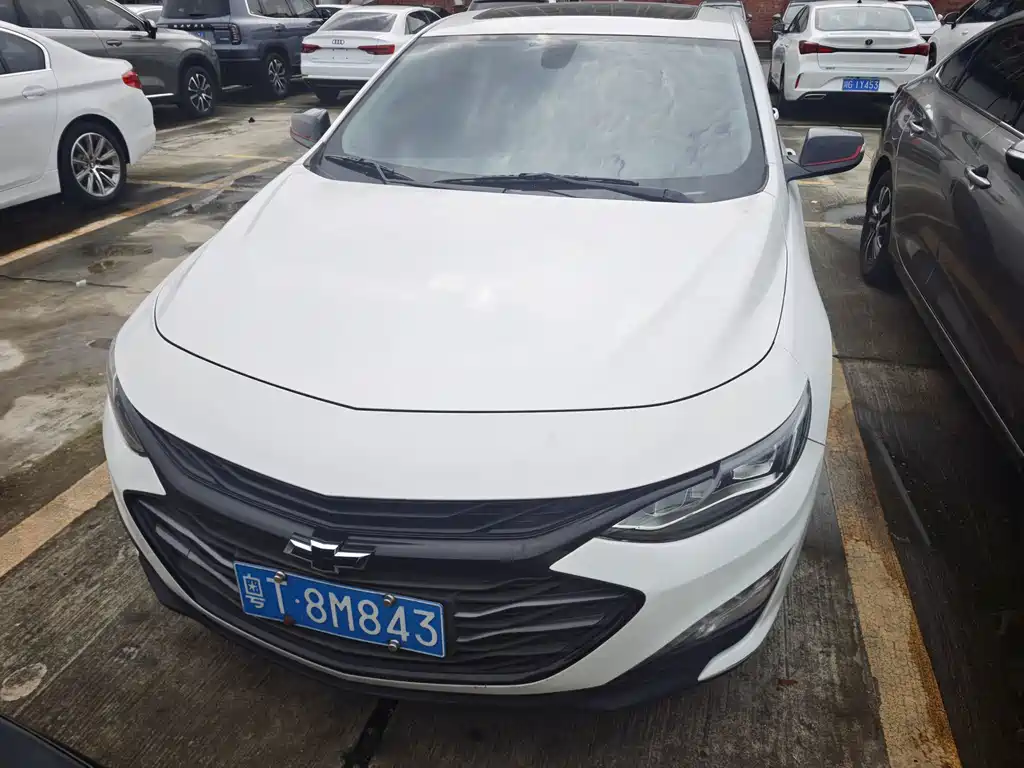 Chevrolet Malibu XL