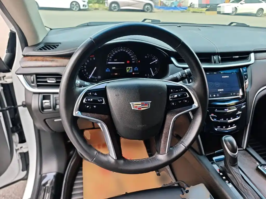 Cadillac XTS — миниатюра 11