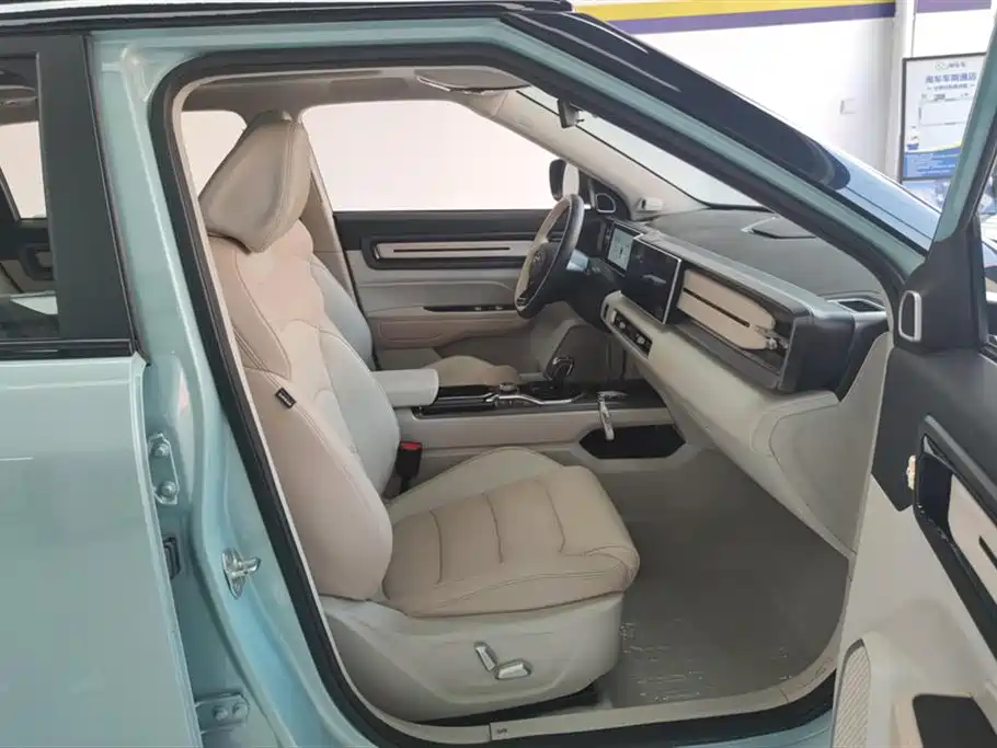 GEELY AUTOMOBILE GEELY ICON