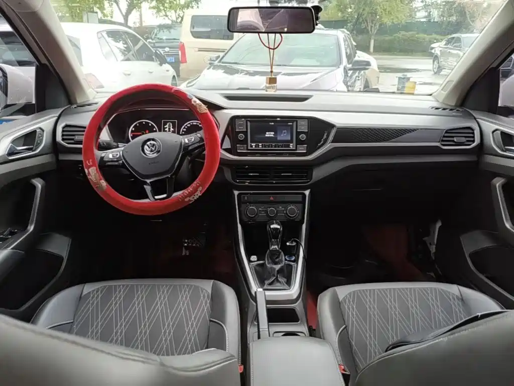 Volkswagen T-Cross — миниатюра 10