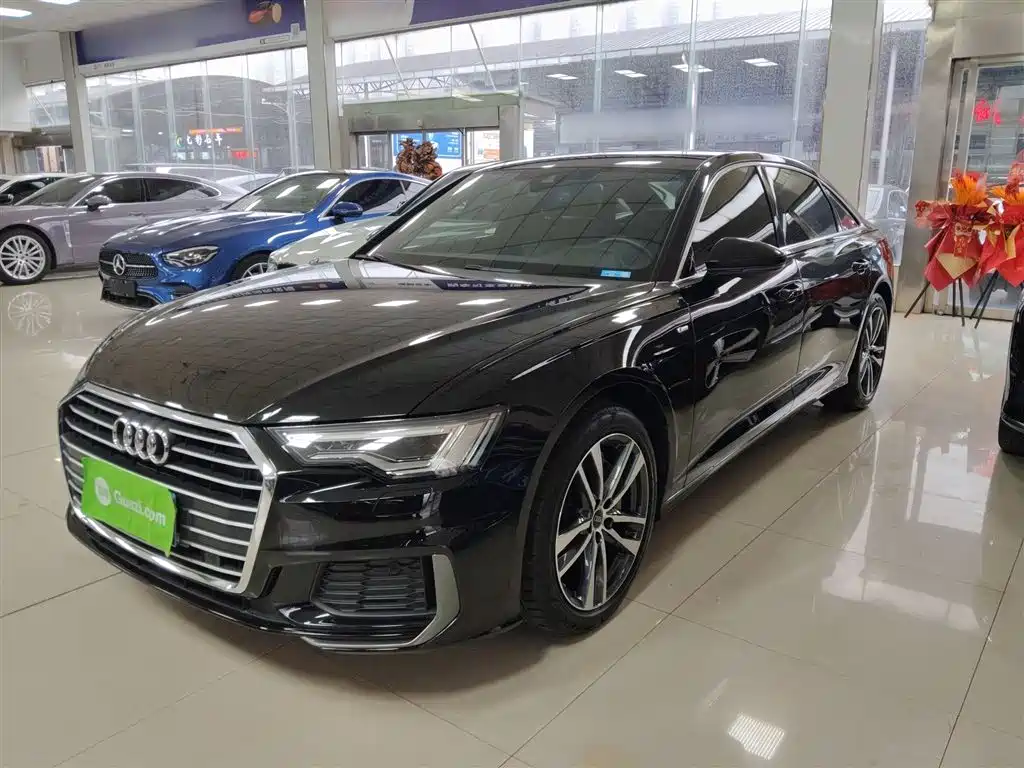 Audi A6L 2022