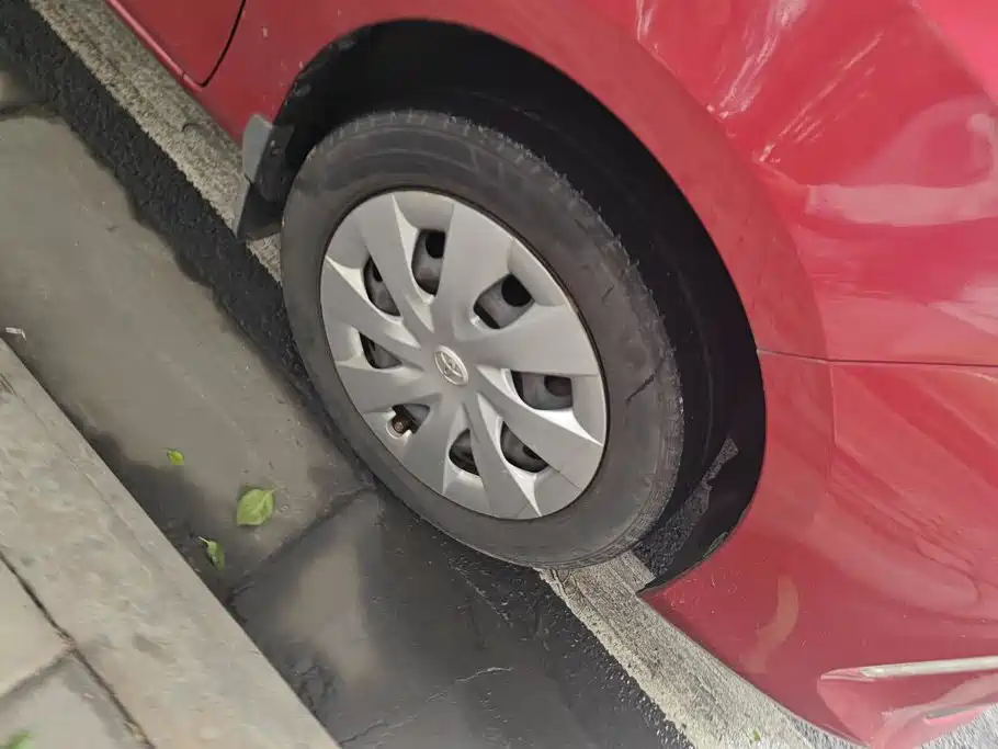 Toyota Vios FS — миниатюра 6