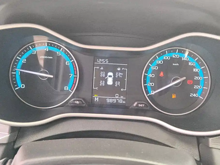 Geely Emgrand — миниатюра 14