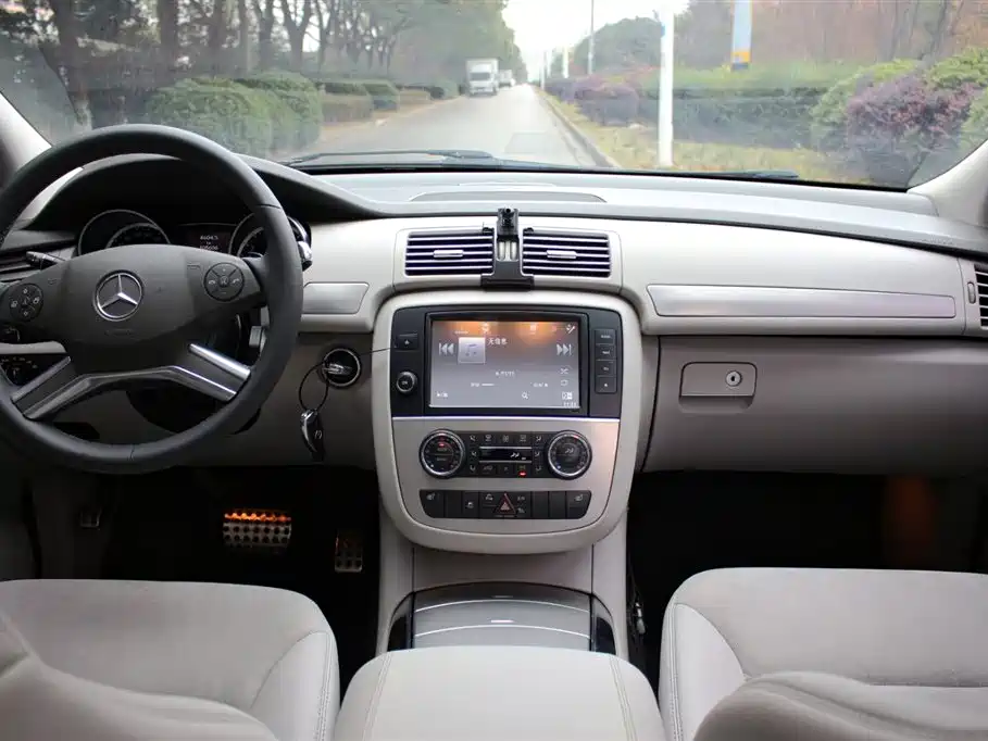 MERCEDES-BENZ R CLASS