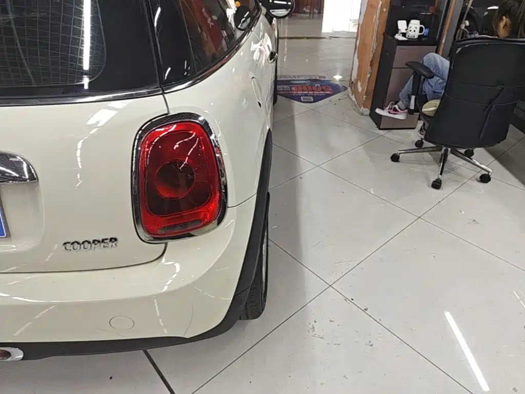 MINI Mini — миниатюра 8