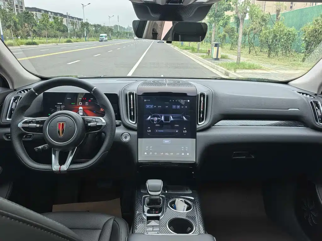 Hongqi Hongqi HS3 PHEV — миниатюра 5
