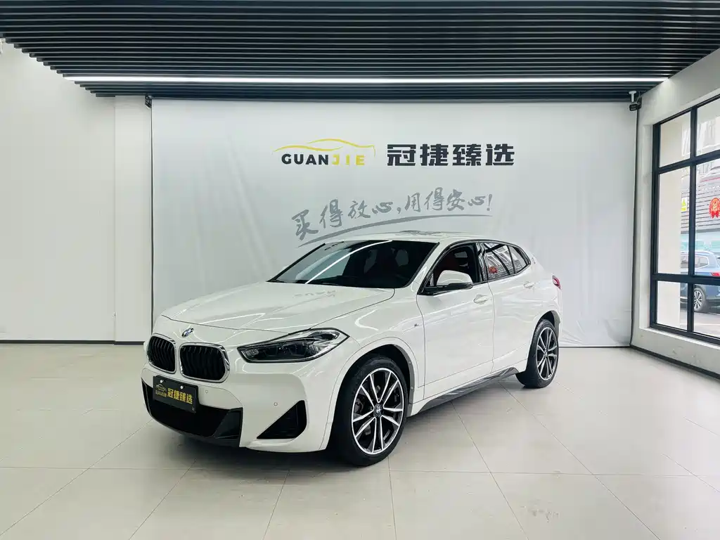 BMW X2