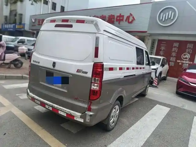 Jinbei Hiace X30L — миниатюра 2