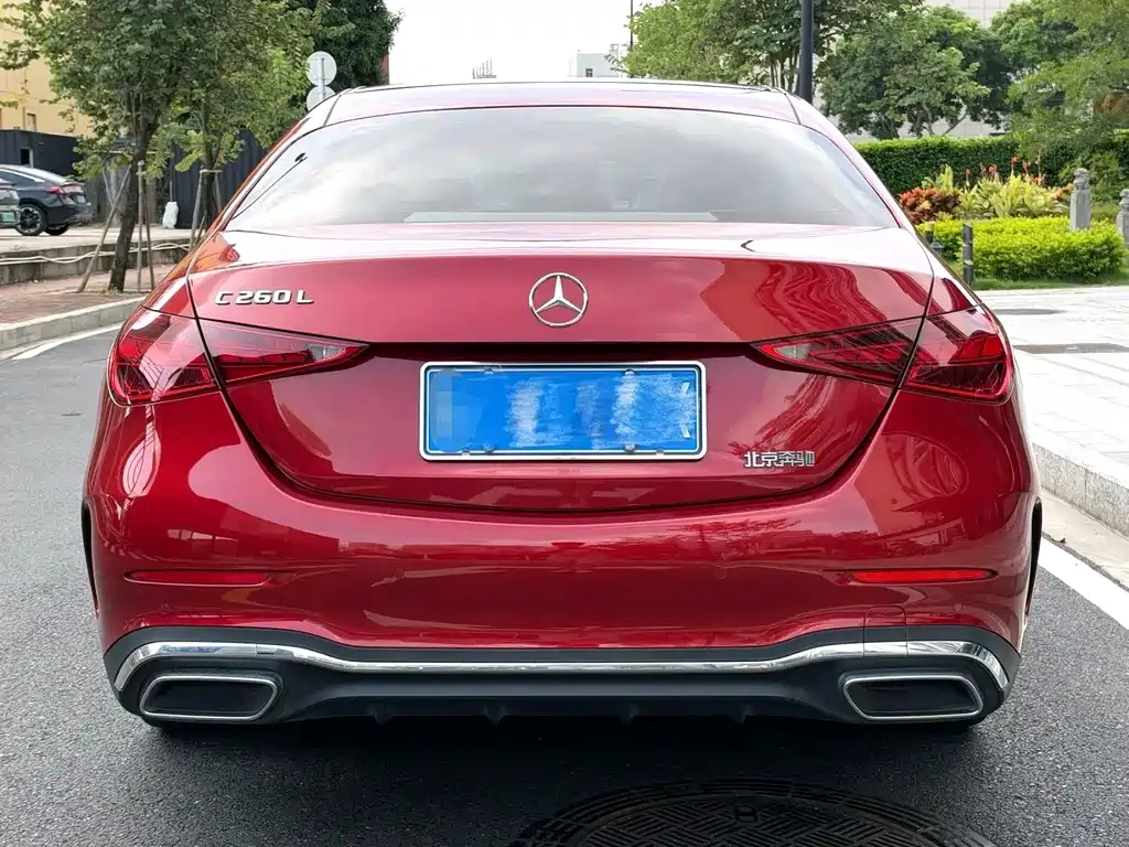 Mercedes-Benz C-Class — миниатюра 6