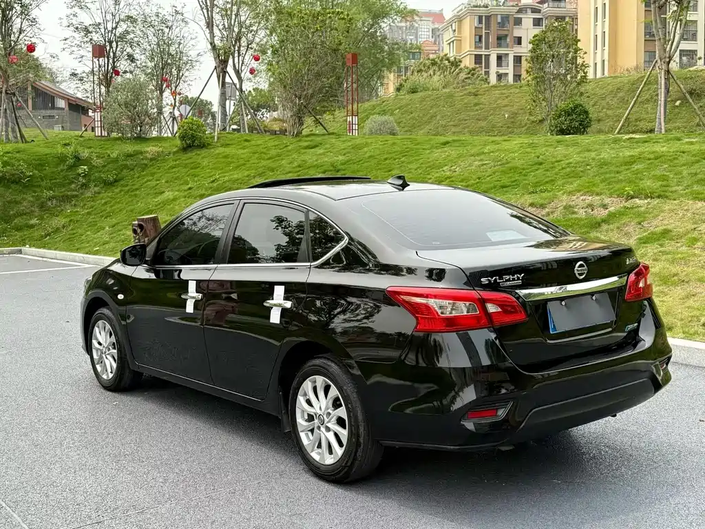 Nissan Sylphy — миниатюра 4