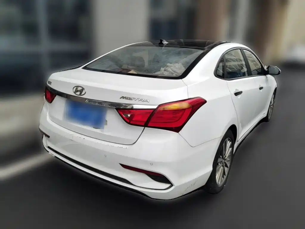 Hyundai Mistra — миниатюра 10