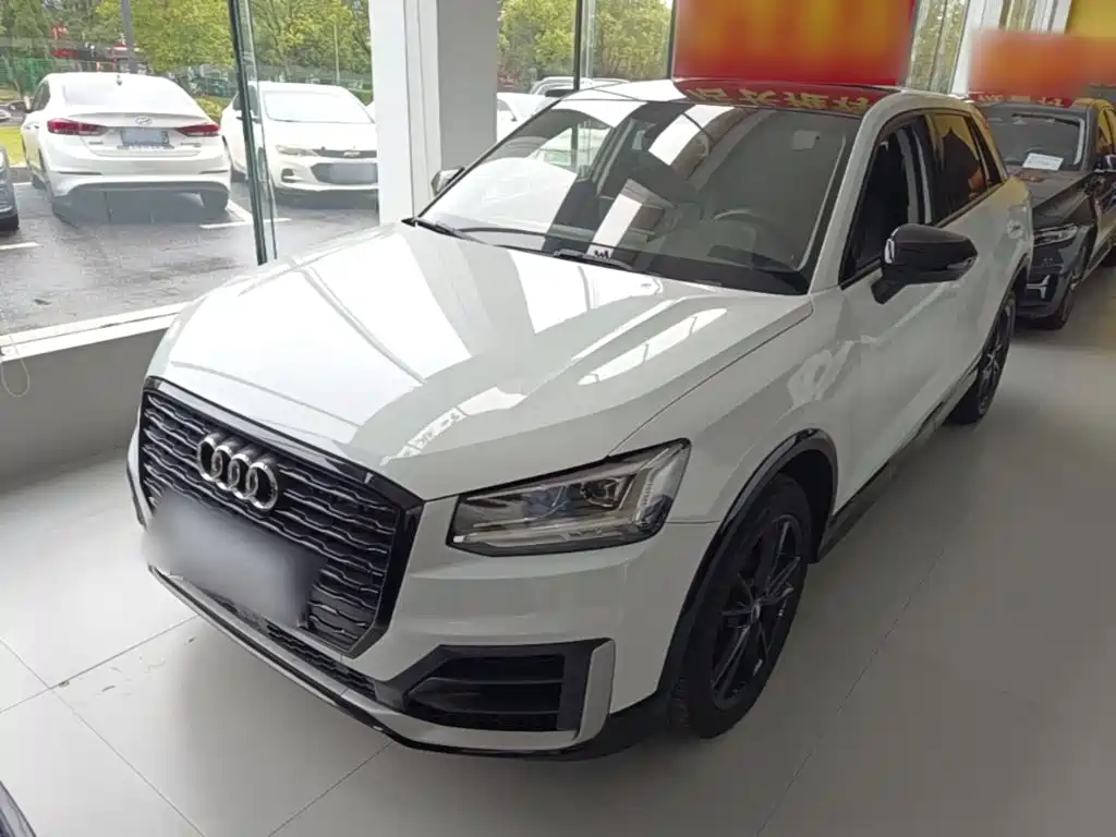 Audi Q2L — миниатюра 2