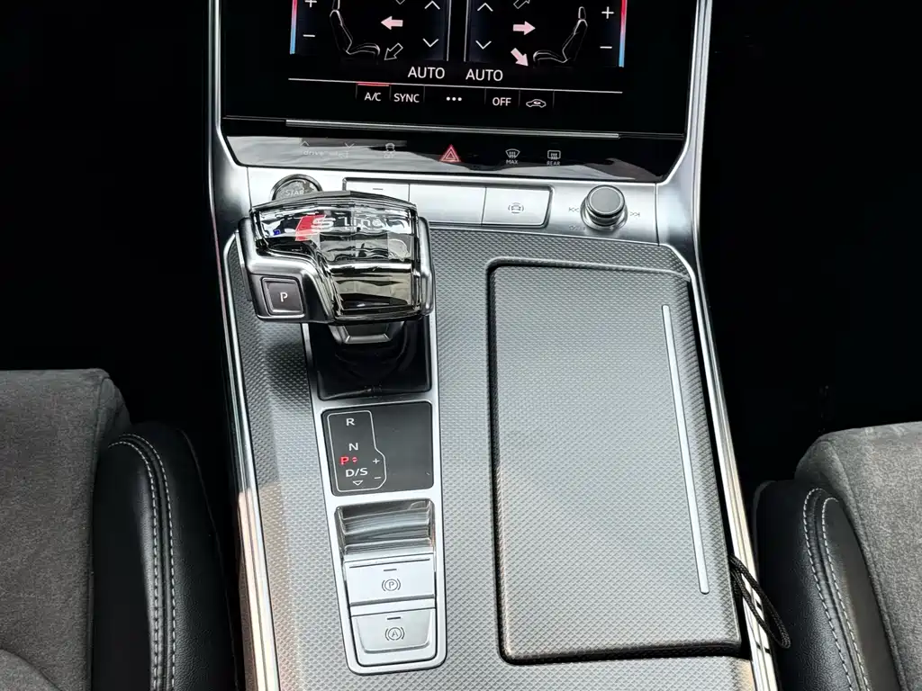 Audi A6L — миниатюра 12