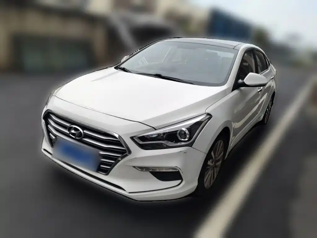 Hyundai Mistra — миниатюра 3