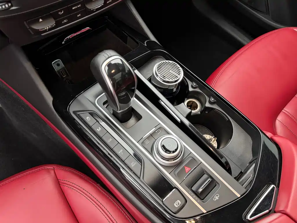 Maserati Levante — миниатюра 12