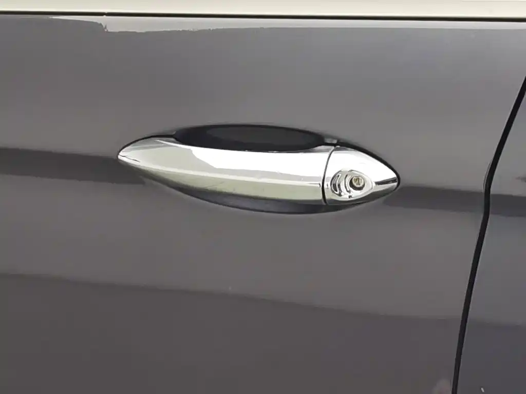 Buick Verano — миниатюра 18