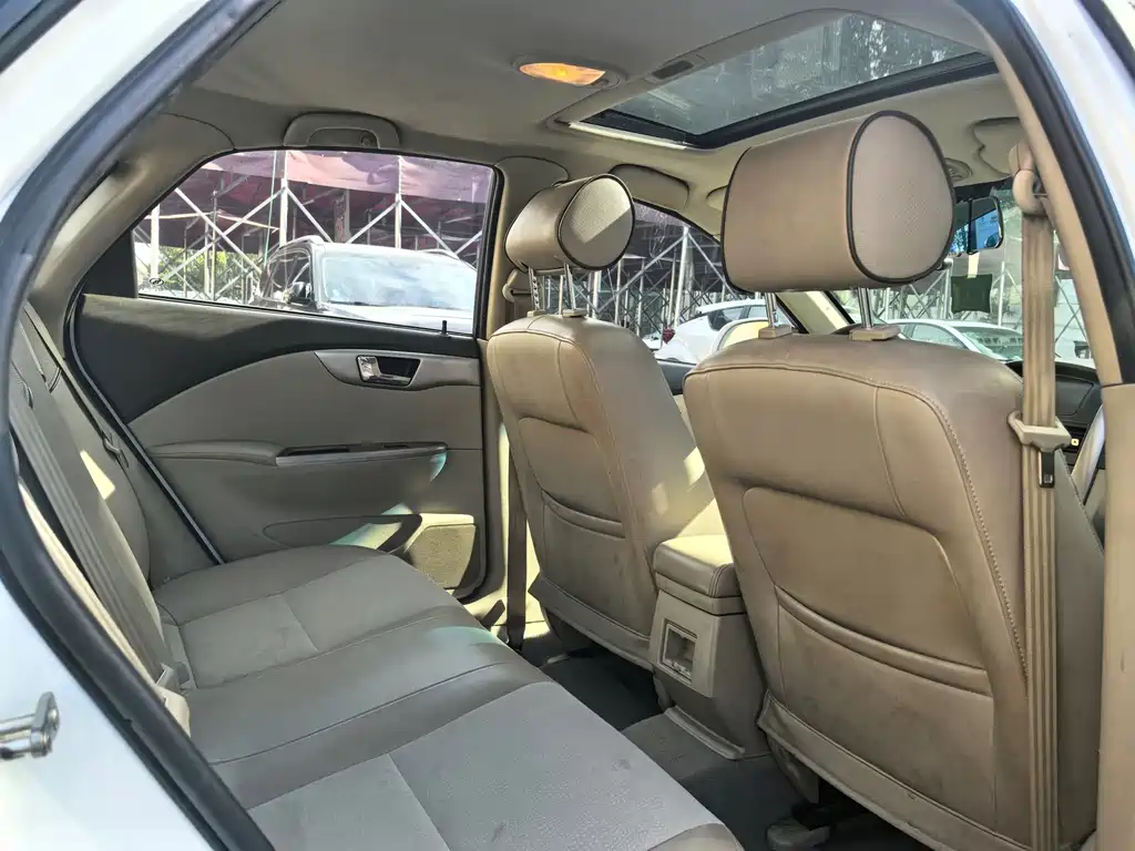 Buick Excelle — миниатюра 13