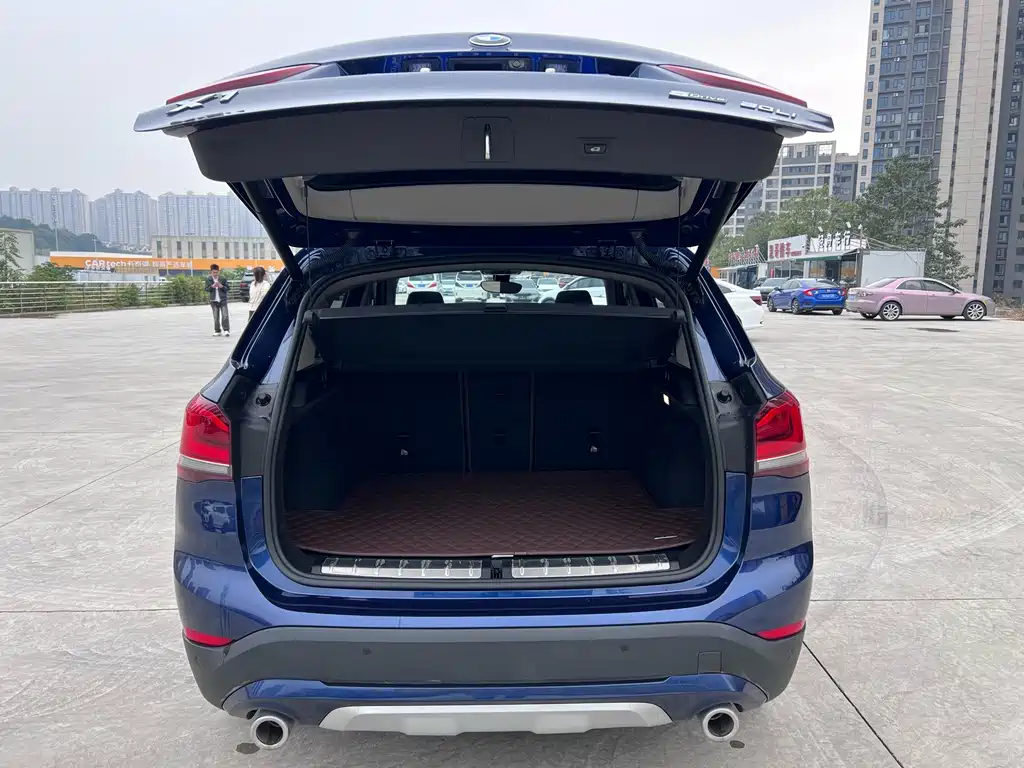 BMW X1 — миниатюра 11
