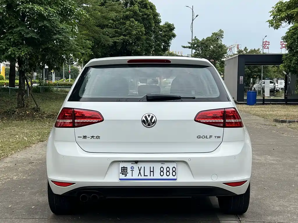Volkswagen Golf — миниатюра 5