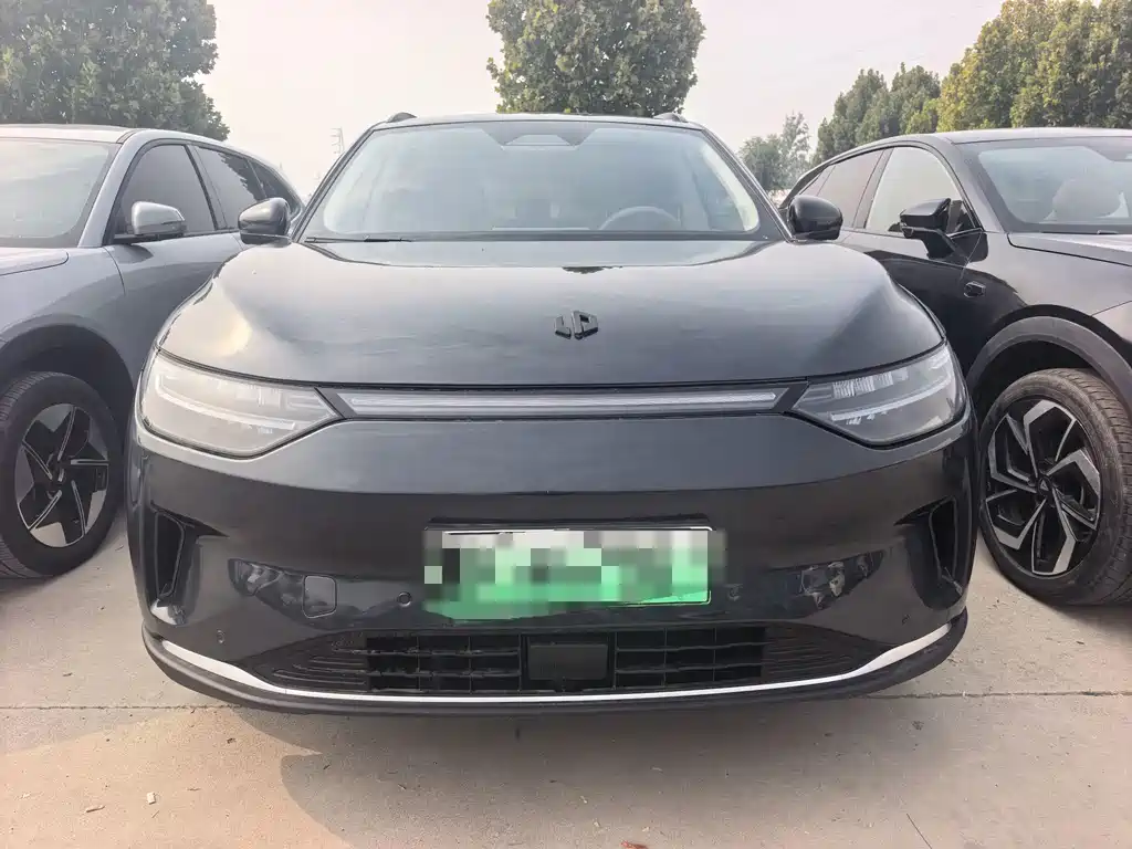 Leapmotor Leapmotor C11 — миниатюра 2