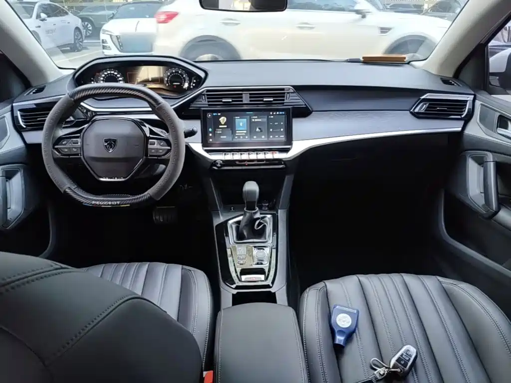 Peugeot 408 — миниатюра 10