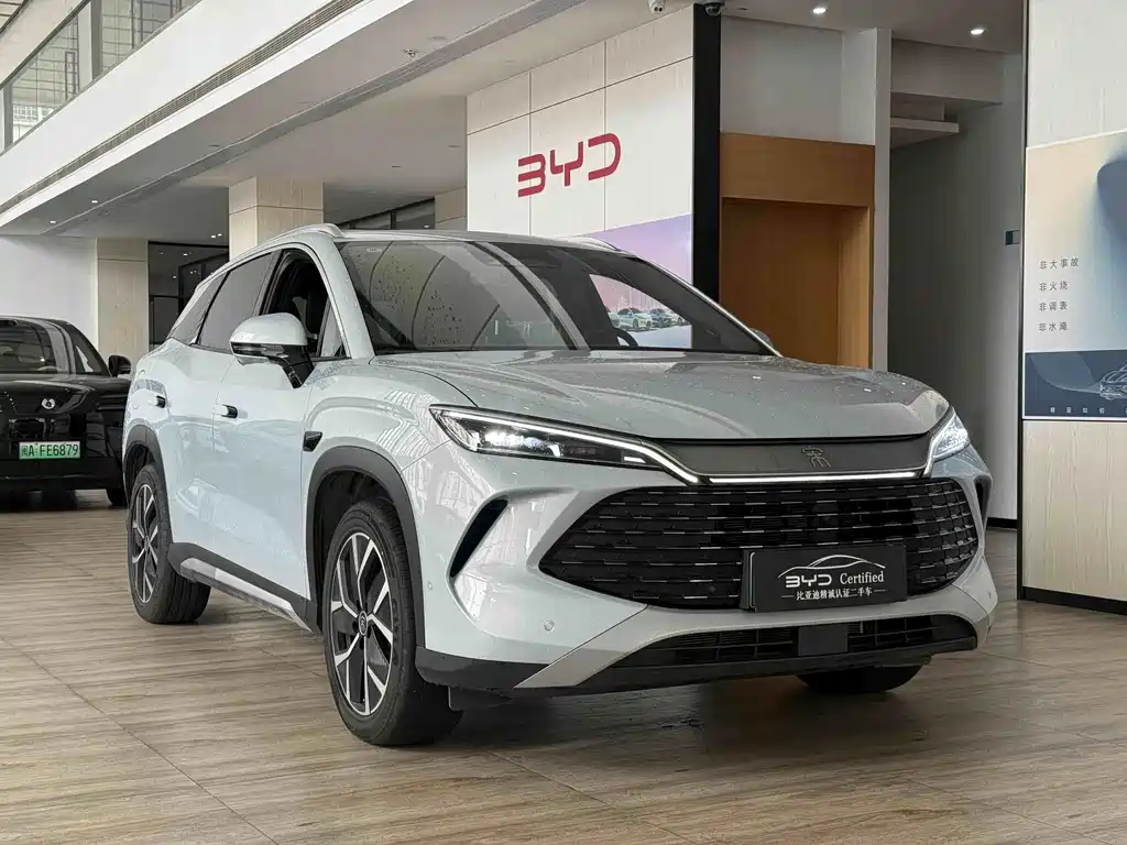 BYD L DM-i — миниатюра 2