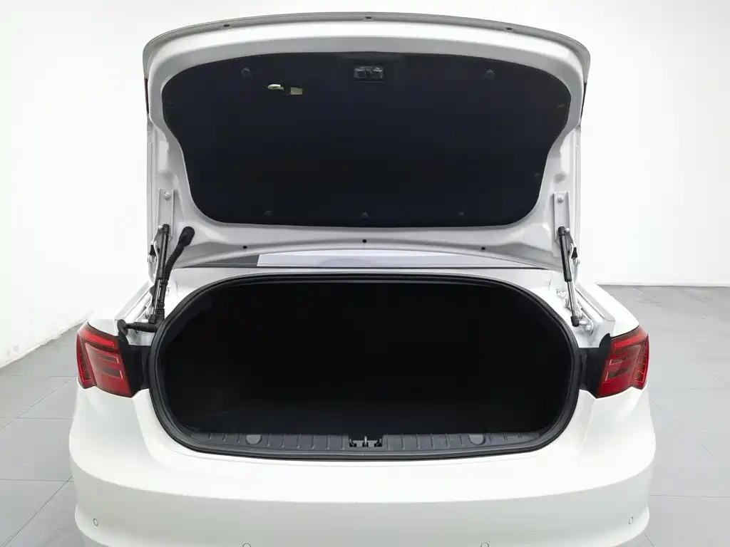 BAIC Senova D70 — миниатюра 16
