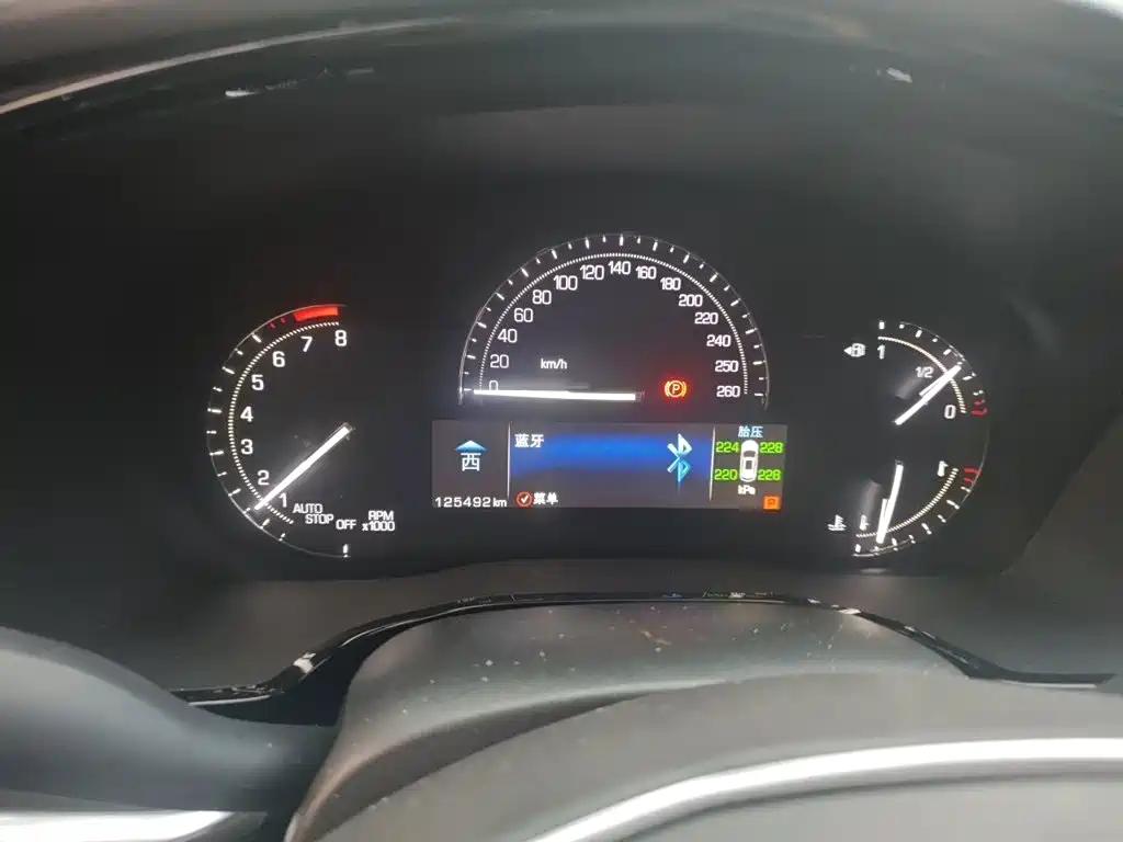 Cadillac XT5 — миниатюра 13