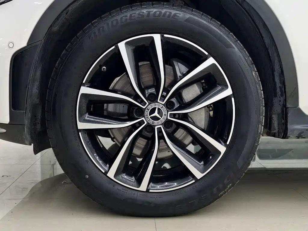 Mercedes-Benz GLC — миниатюра 6