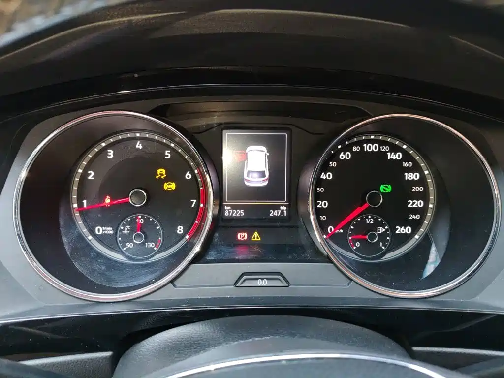 Volkswagen Tiguan L — миниатюра 12