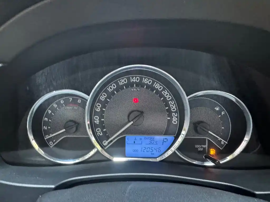 Toyota Corolla — миниатюра 10