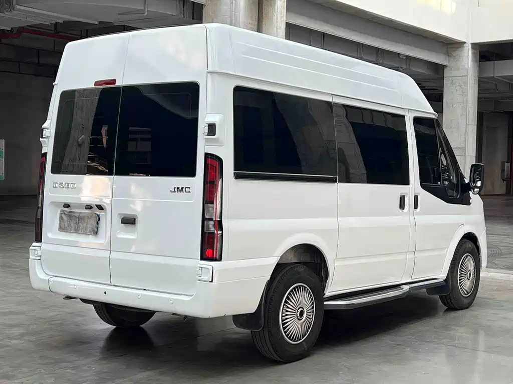JMC JMC Fushun — миниатюра 3