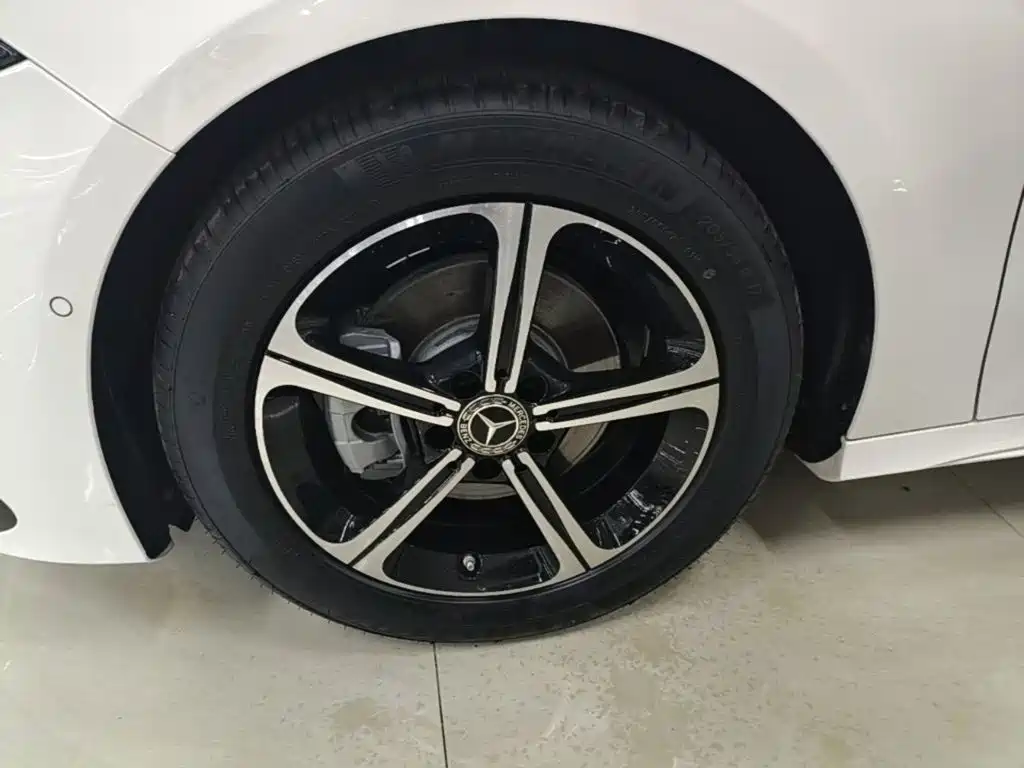 Mercedes-Benz A-Class — миниатюра 23
