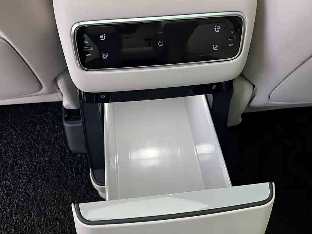 Li Auto Li MEGA — миниатюра 8