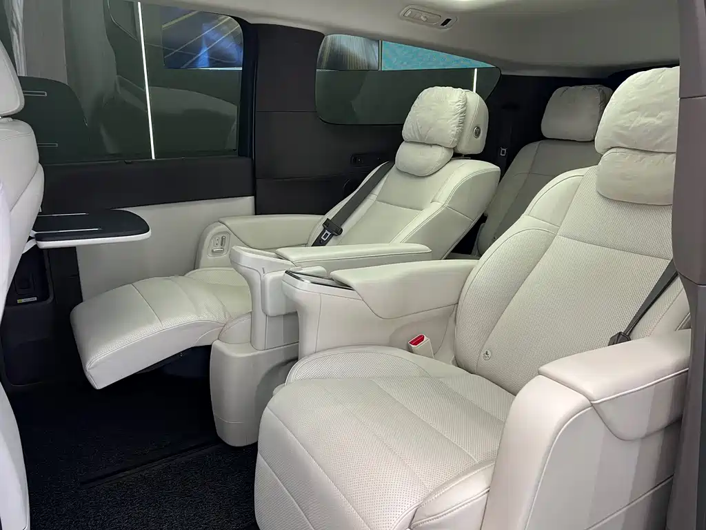 Li Auto Li MEGA — миниатюра 11