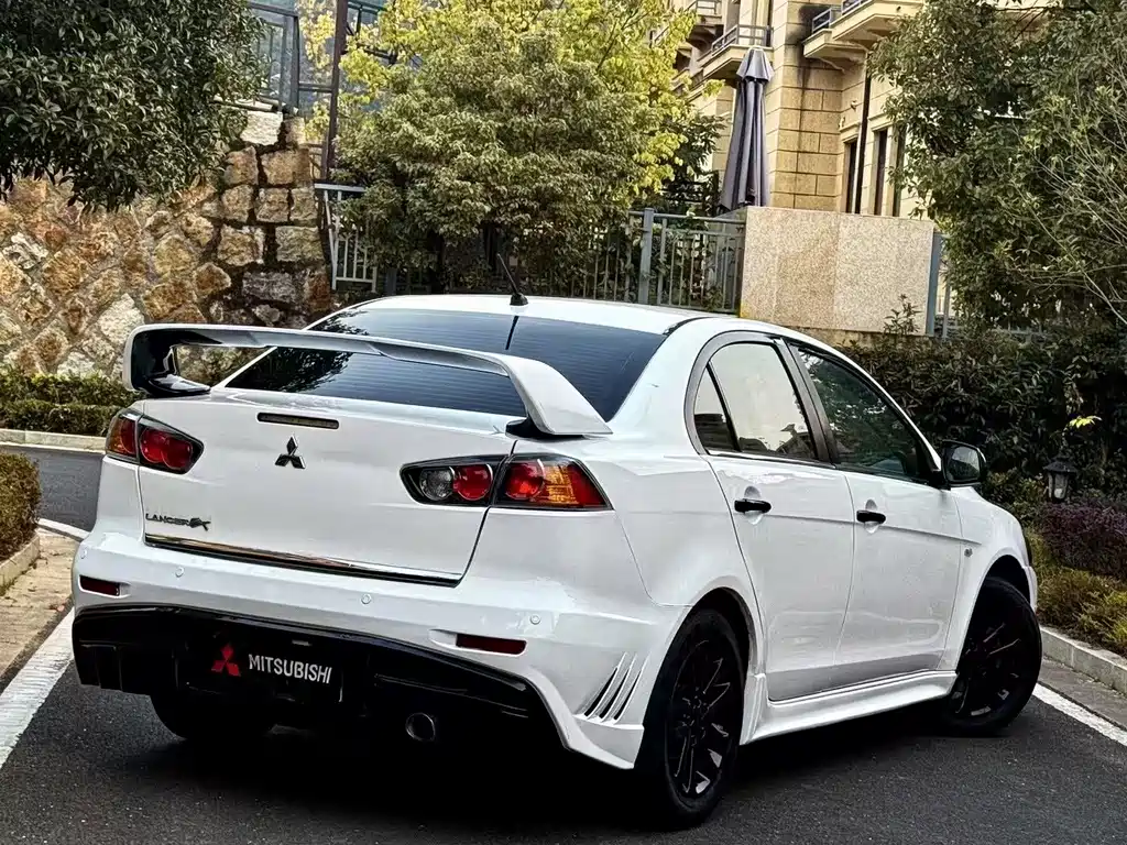 Mitsubishi Lancer EX Fashion Edition 1.8L CVT Luxury Type, фото 9