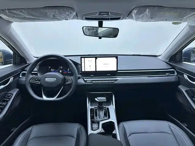Geely Emgrand — миниатюра 5