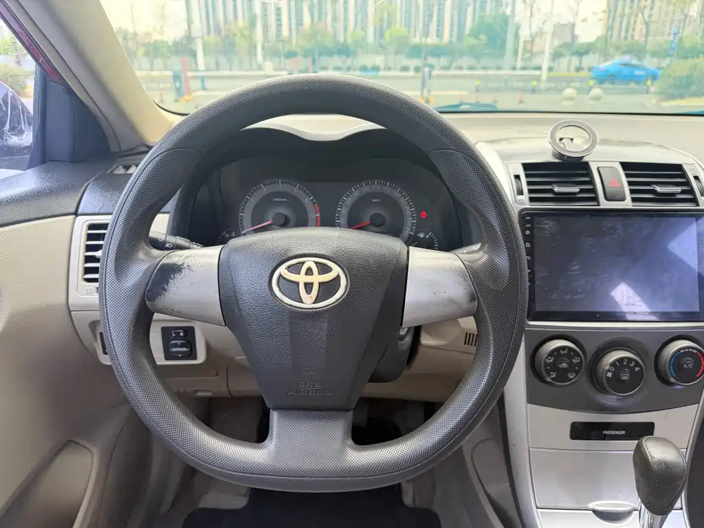 Toyota Corolla — миниатюра 13