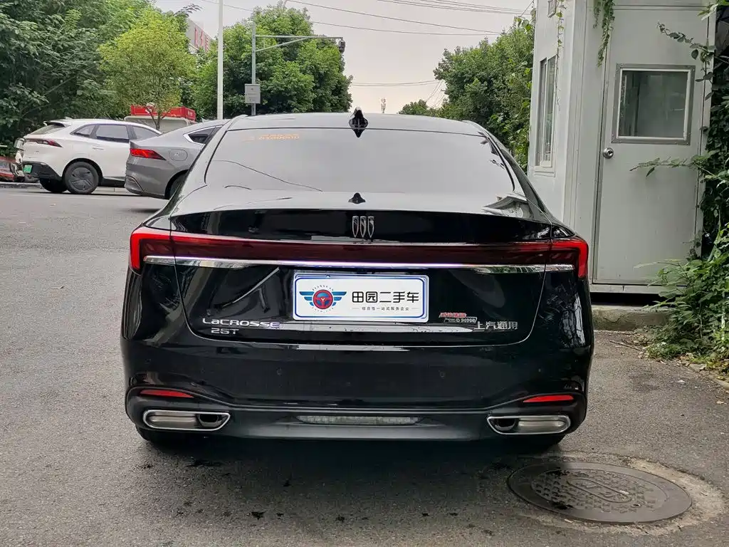Buick LaCrosse — миниатюра 5