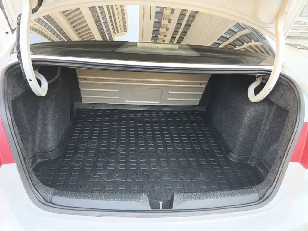 Volkswagen Santana — миниатюра 19