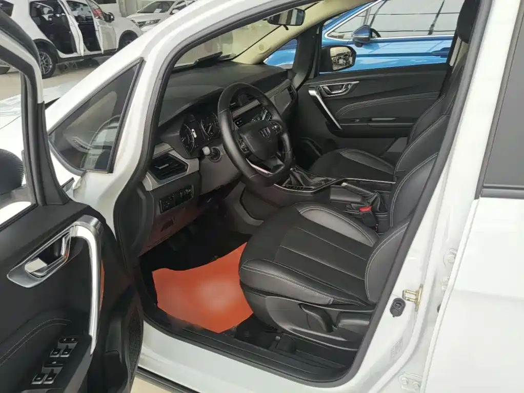 Geely Vision X3 — миниатюра 16