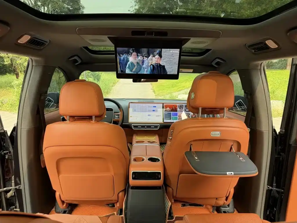 Li Auto Li L9 — миниатюра 10